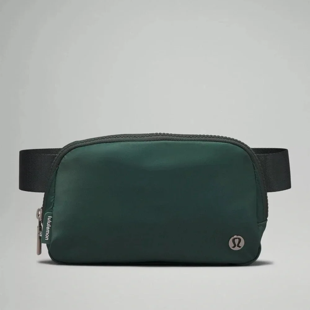 🆕 Luluemon Everywhere Belt Bag Medium Forest Dark Forest